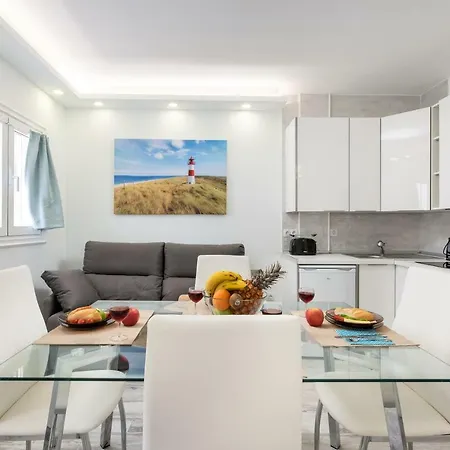 C104b Brand New Elegant Pool! Appartement *